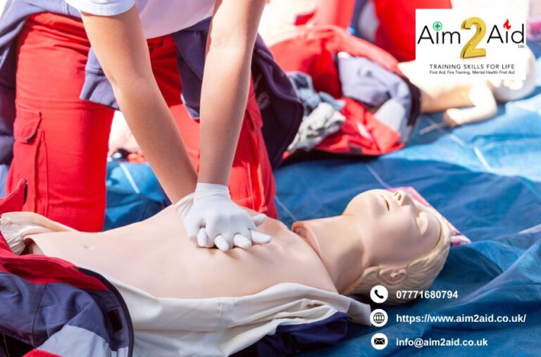 Essential first aid courses for confident responders