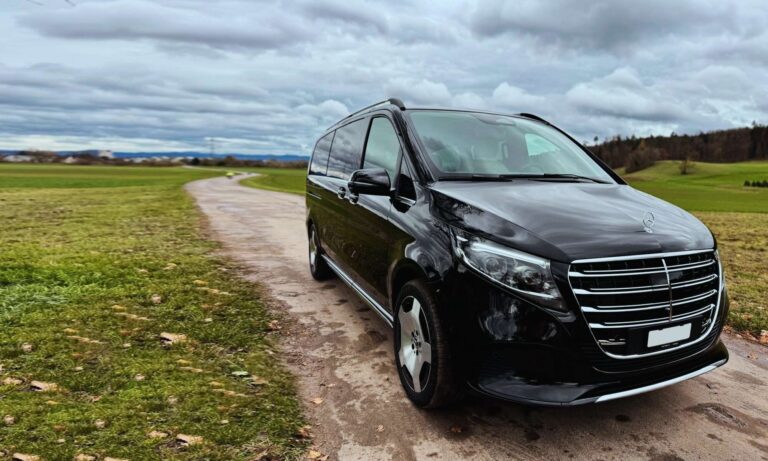 Luxurious chauffeur-driven Mercedes minivan: explore Switzerland in style