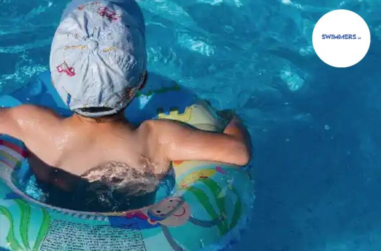 Tailored kid’s swimming lessons for confidence in the water