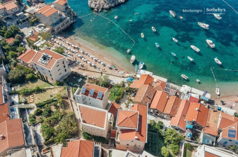 Coastal Montenegro Estates: Luxurious Living in a Serene Seaside Town