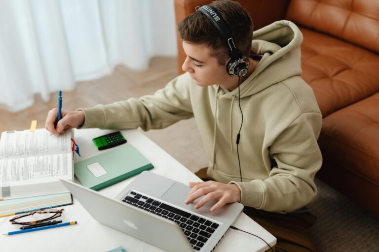 Where to reliably buy genuine Apple chargers in the UK