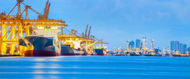 Cross-Border Freight: Reliable USA to Canada Shipping Solutions