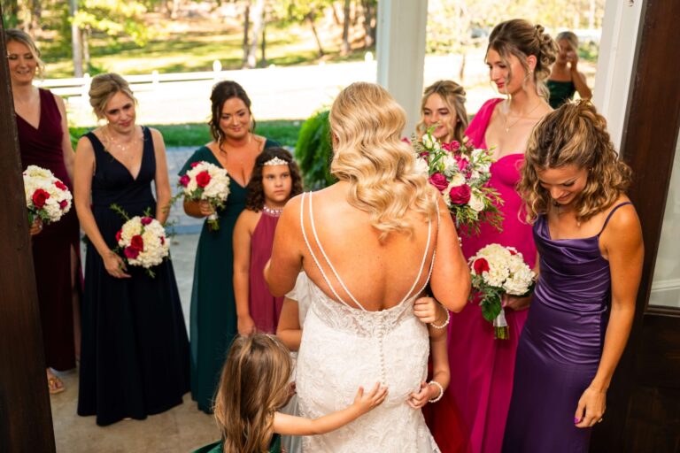 Timeless Wedding Photography in Cleveland: A Guiding Light for Your Day