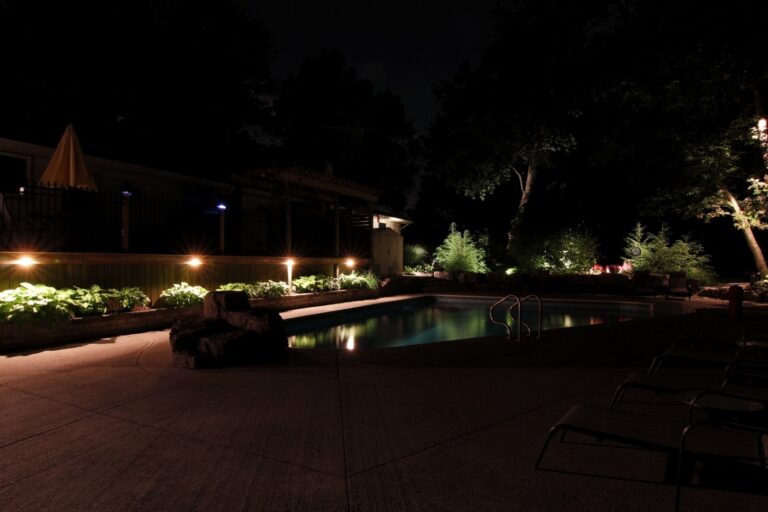 Illuminate Your Outdoor Spaces: Stylish Night Walkways Illuminate Your Outdoor Spaces: Stylish Night Walkways