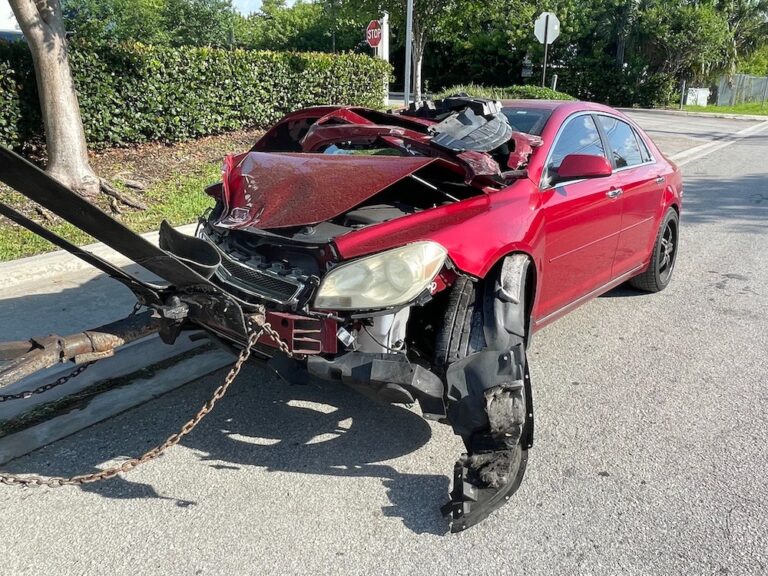 Get Fast Cash for Your Old Car in Miami-Dade Today