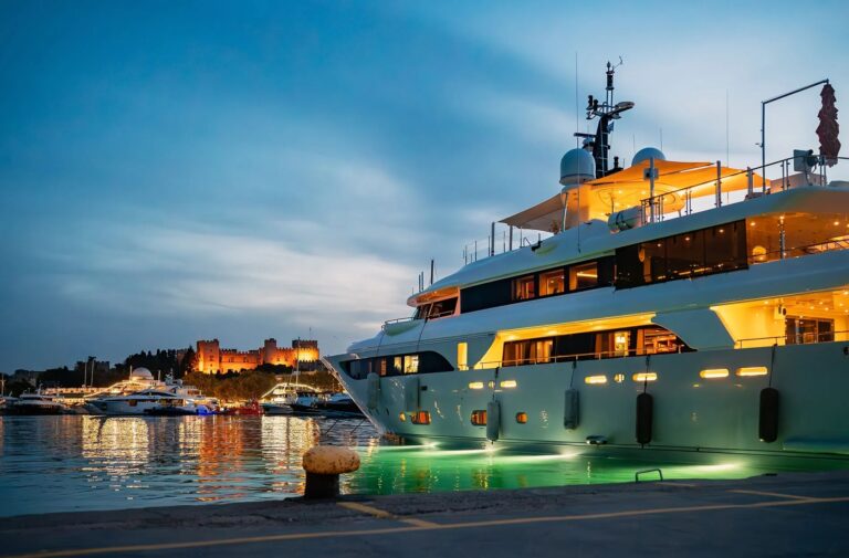 Premium Yacht Mold Cleaning in Florida – Expert Care