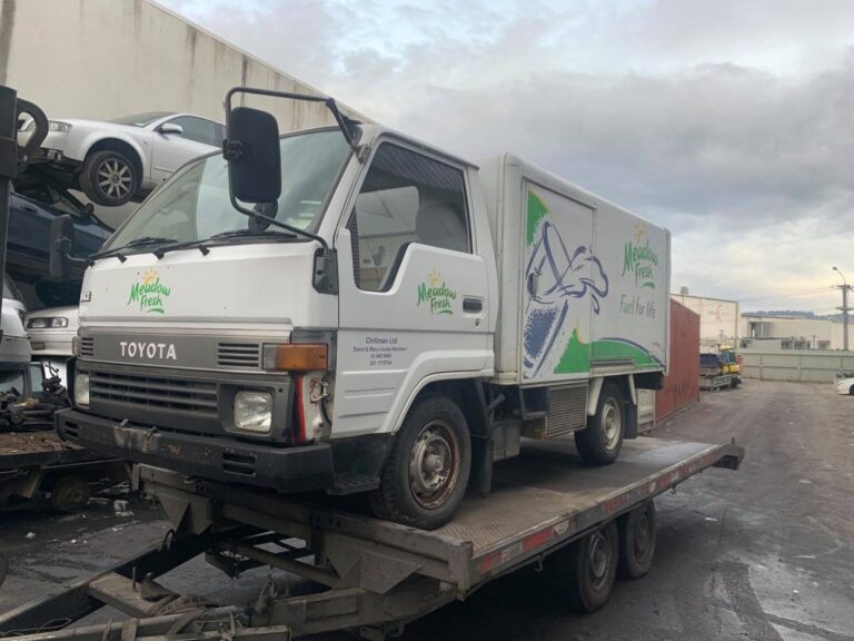 Top Cash for Unwanted Cars in Southland | Fast Free Removals