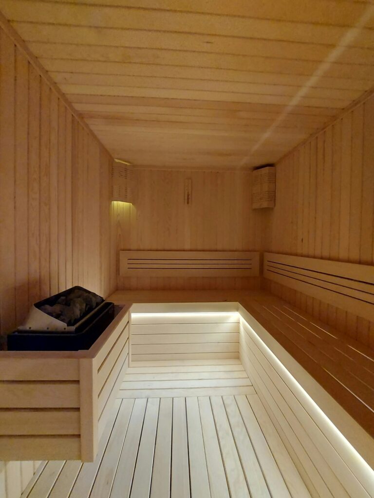 Efficient Outdoor Saunas: Safe, Installation-Ready Heating Solutions