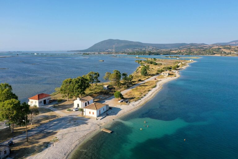 Discover Your Ideal Lefkada Stay: Charming Rentals by the Sea