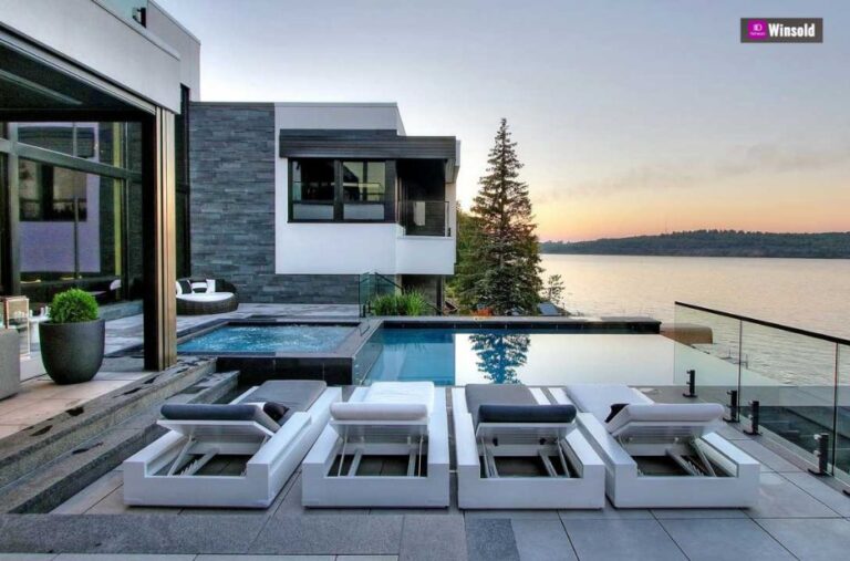 Capture Stunning Photo Tours of Your Toronto Space