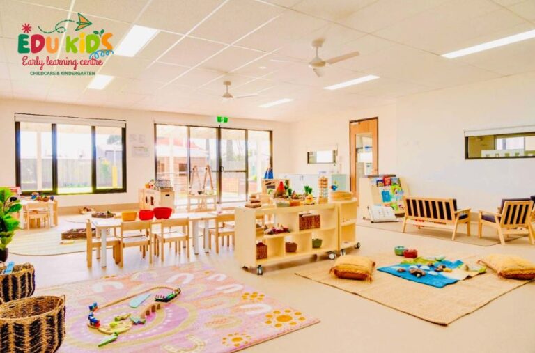 Discover a warm, playful preschool in Springvale South for budding curiosity Discover a warm, playful preschool in Springvale South for budding curiosity
